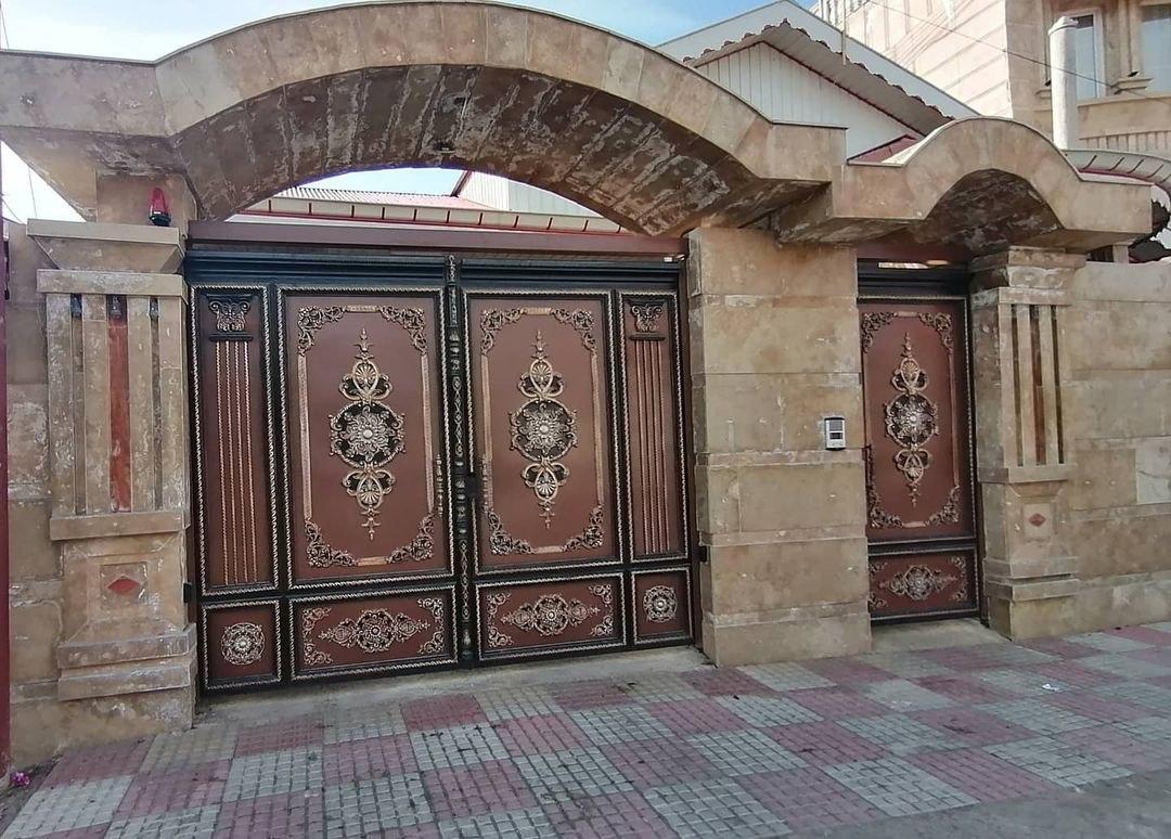 درب فرفورژه ماشین رو