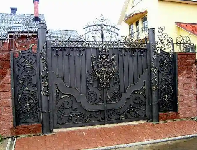 درب فرفورژه ویلایی شیک و لاکچری