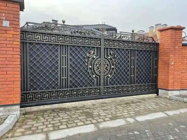 مدل های مختلف درب ورودی ویلایی