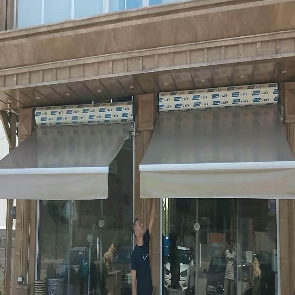 سایبان&zwnj; برقی