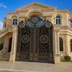 درب مدل ورساچه فرفورژه لوکس