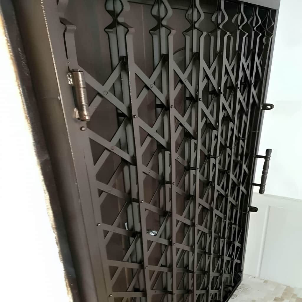 فروش درب آکاردئونی ضدسرقت تمام‌گل در بیرجند