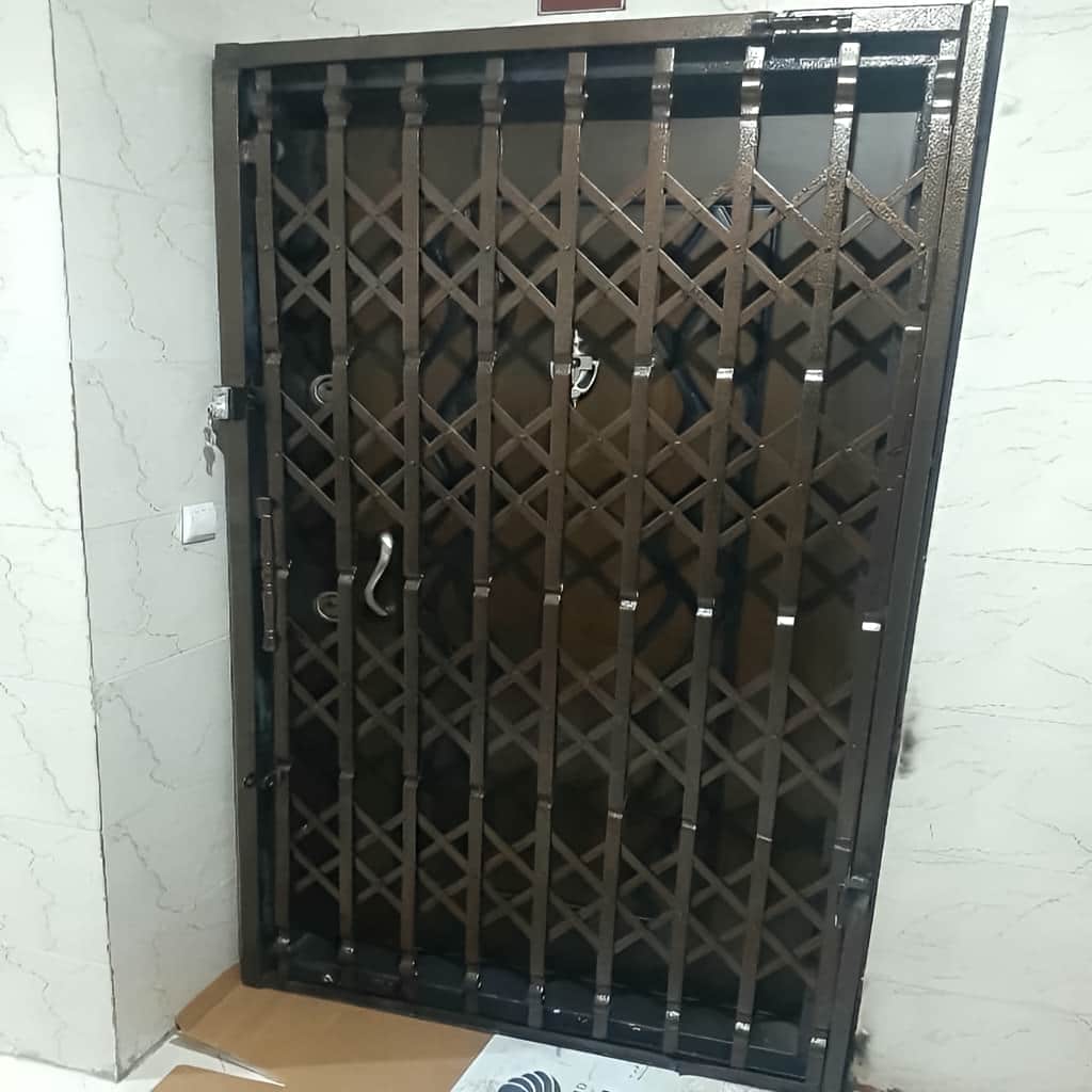 خرید درب آکاردئونی ضدسرقت چهارگل در زاهدان