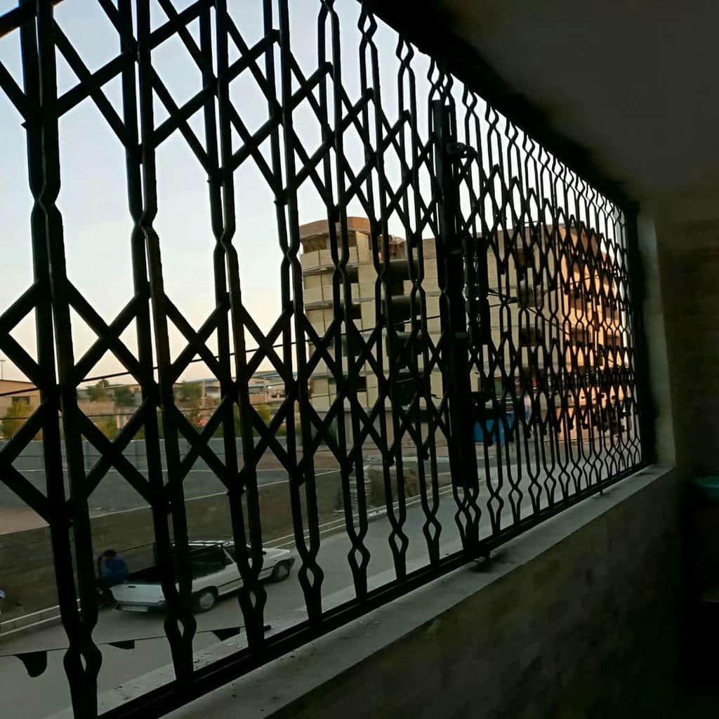 خرید درب آکاردئونی ضدسرقت دوگل در سنندج