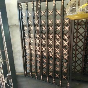 درب آکاردئونی ضدسرقت در دماوند