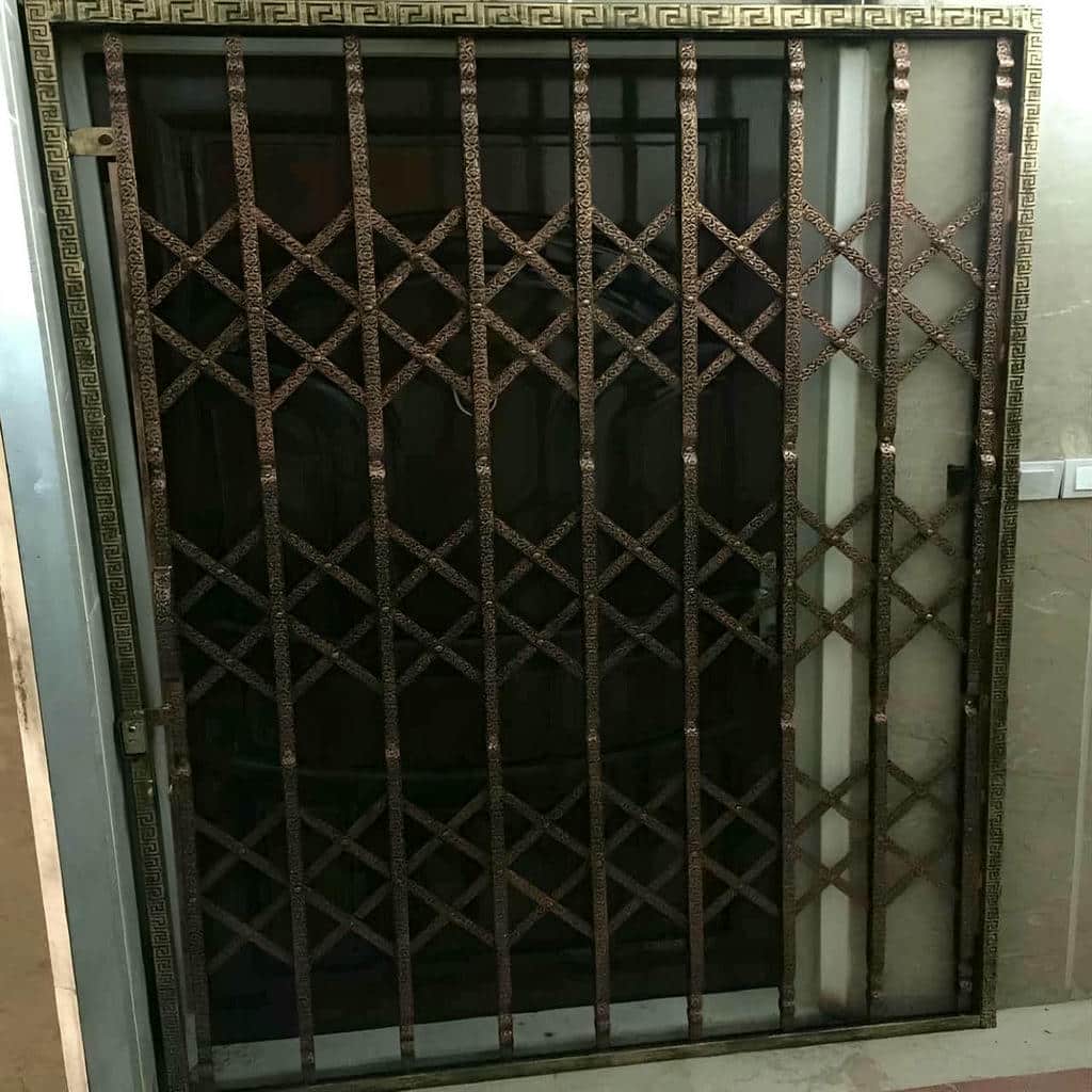 درب آکاردئونی ضدسرقت در ساوه
