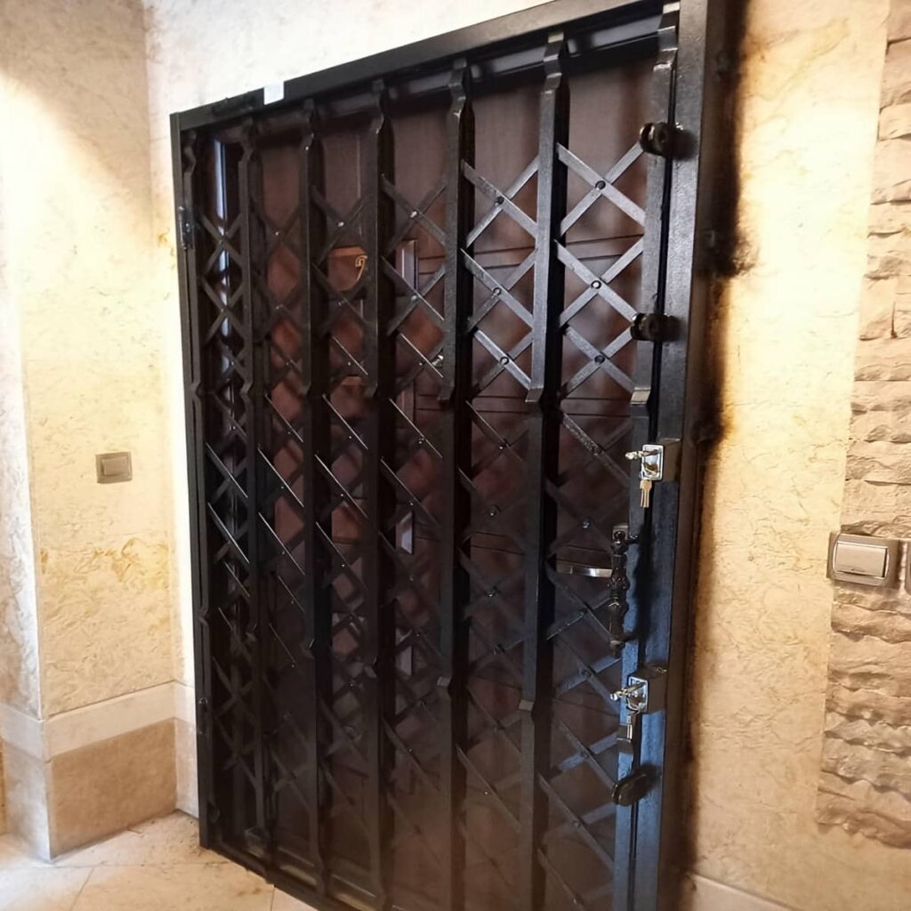 خرید درب آکاردئونی ضدسرقت دوگل در مریوان
