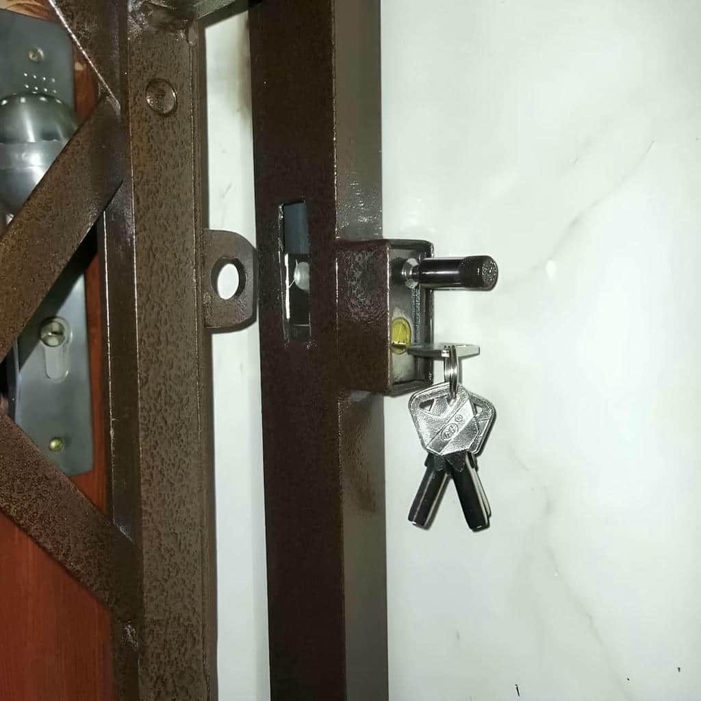 درب آکاردئونی ضدسرقت در رفسنجان
