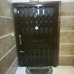 درب آکاردئونی ضدسرقت در بومهن