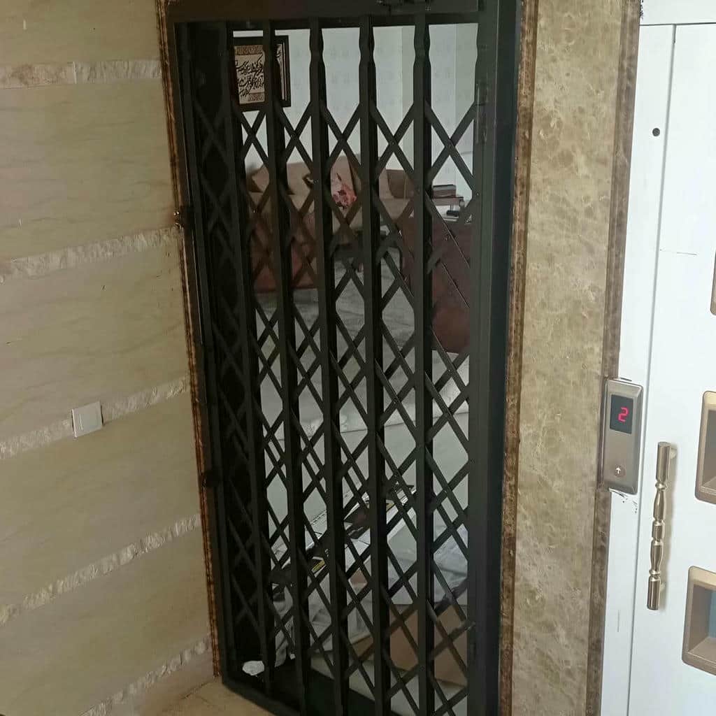 درب آکاردئونی ضدسرقت در لواسان