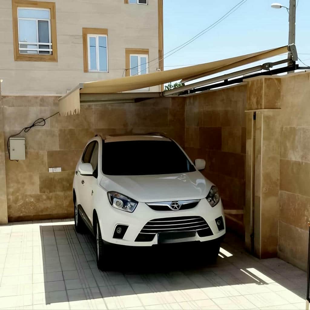 نصب سایبان برقی ضد آفتاب پارچه باکیفیت در اندیشه