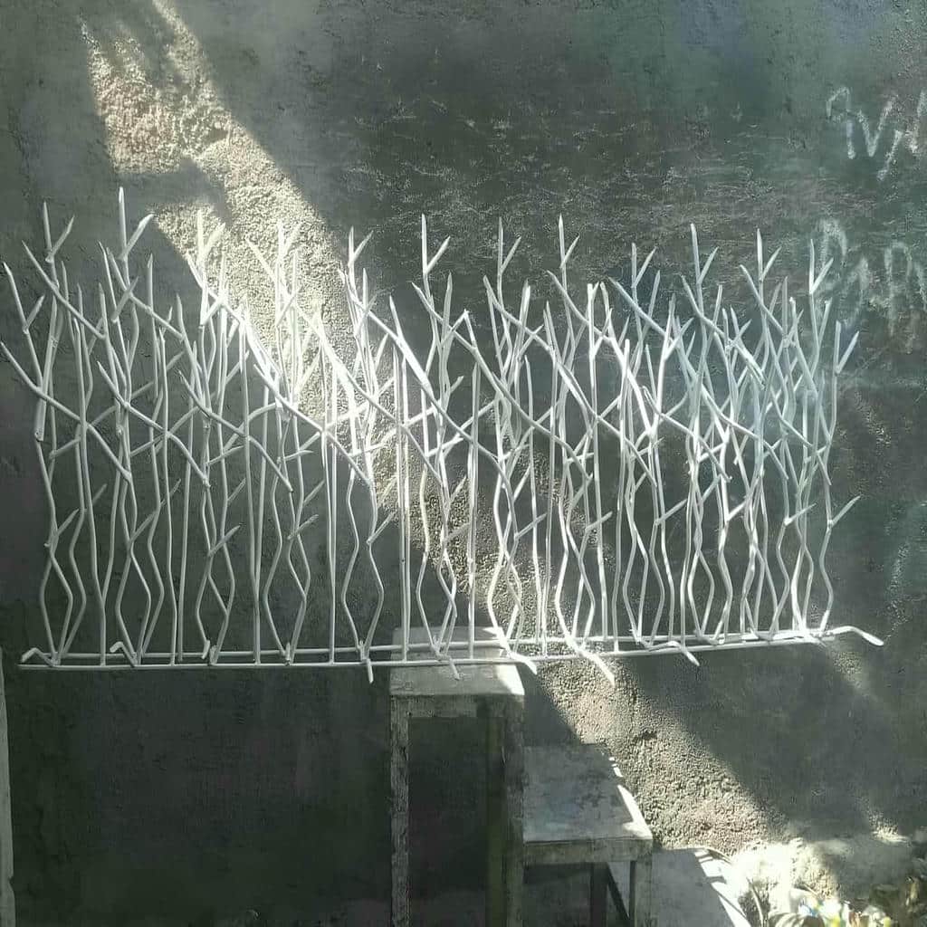 نصب حفاظ شاخ گوزنی دیوار ساختمان در طالقان