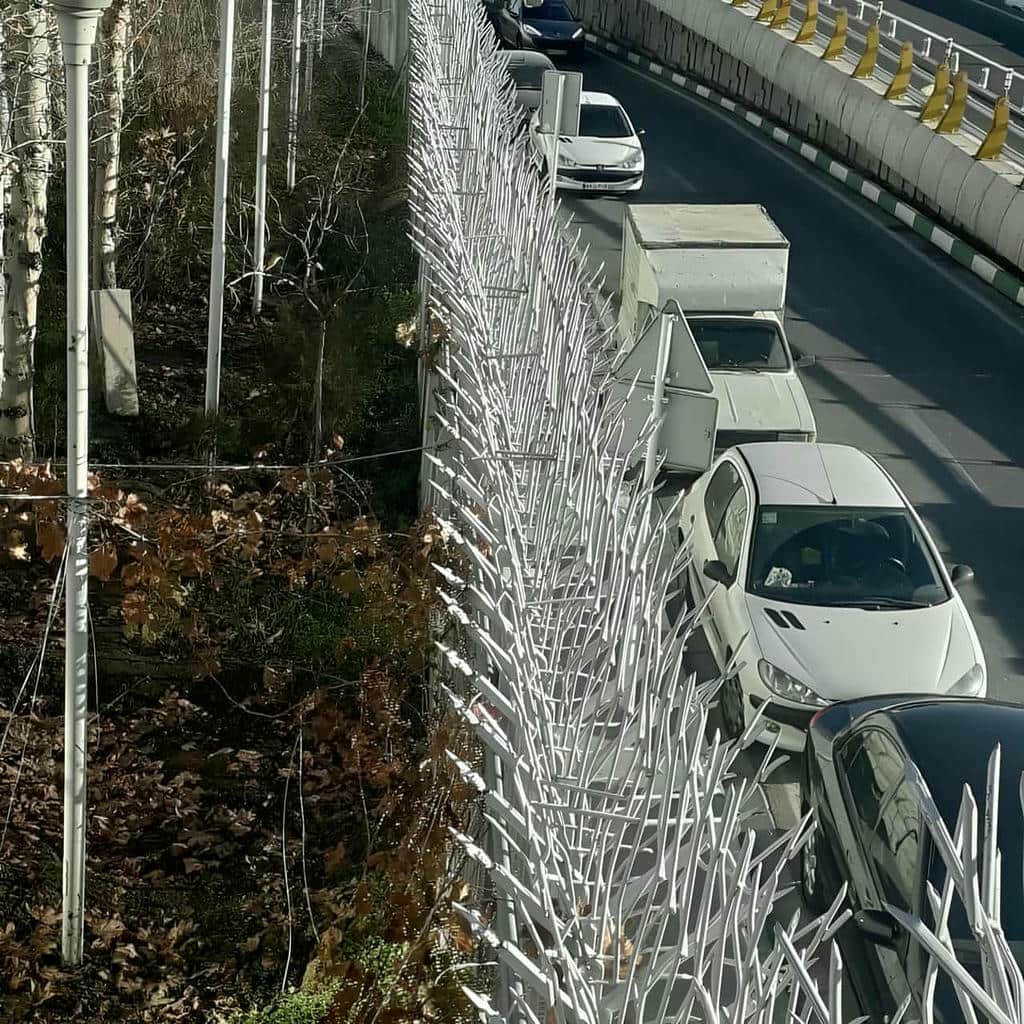 نصب حفاظ شاخ گوزنی اتصال محکم در کیش