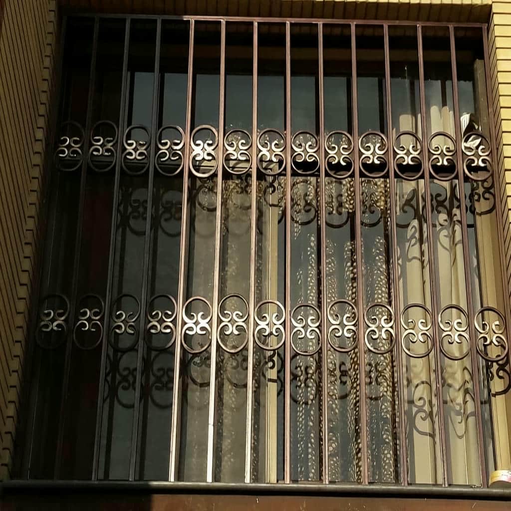 قیمت حفاظ پنجره ساده در آبسرد