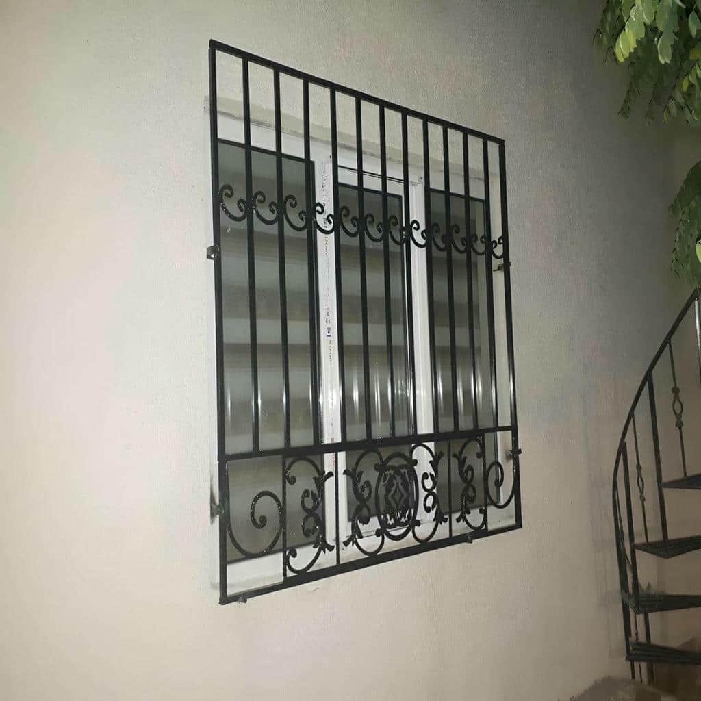 خرید حفاظ پنجره فرفورژه در اندیشه