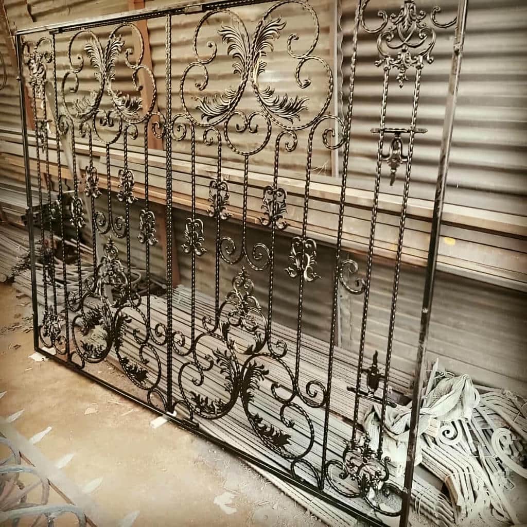 قیمت حفاظ پنجره ساده در سقز