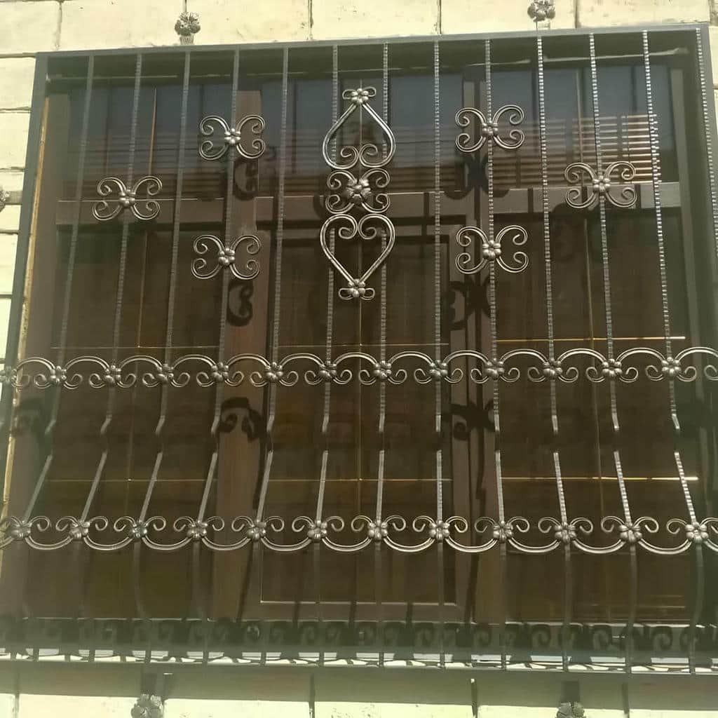 حفاظ پنجره در بندرعباس