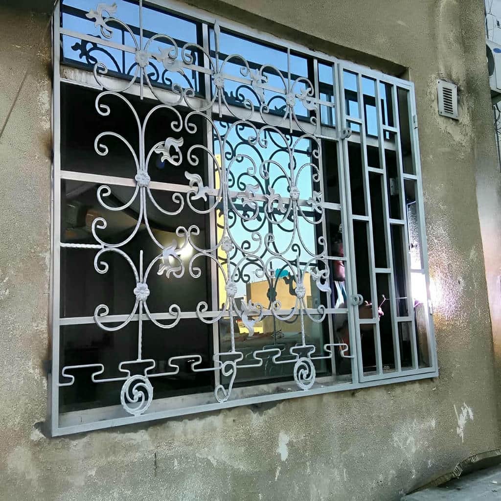 نصب حفاظ پنجره لوکس در بومهن