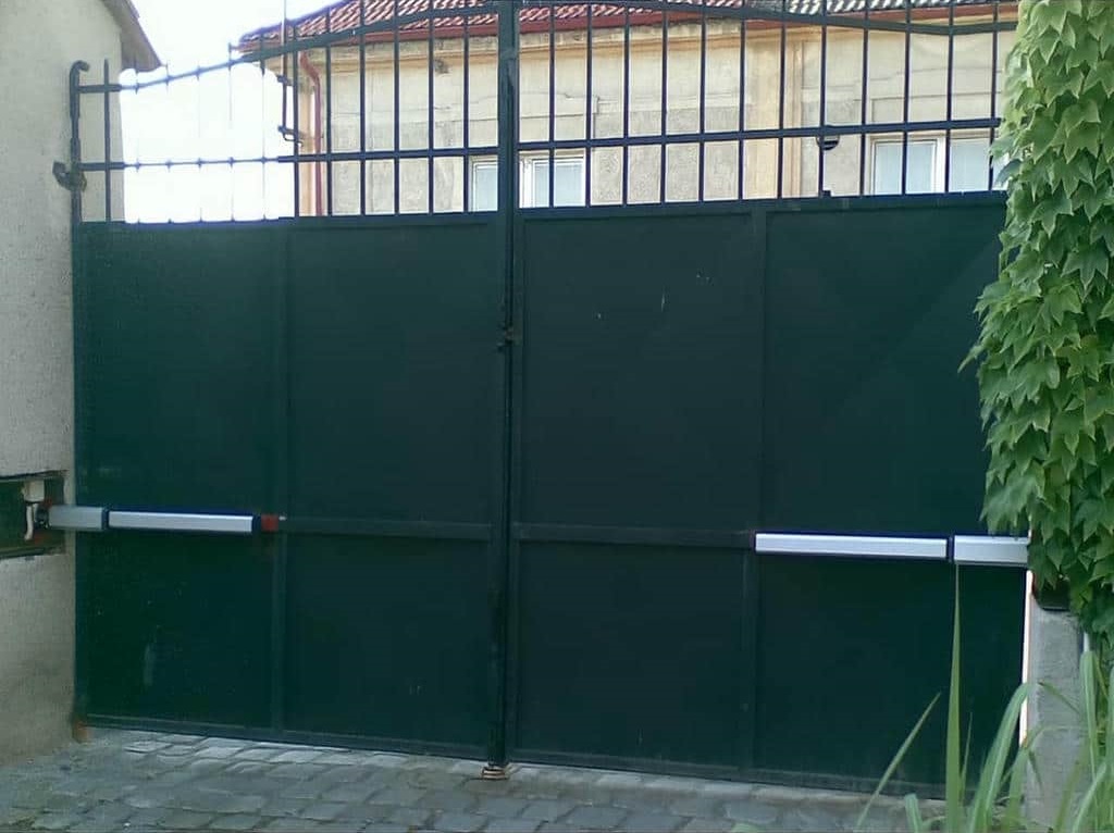 نصب جک درب اتوماتیک استاندارد در کردان