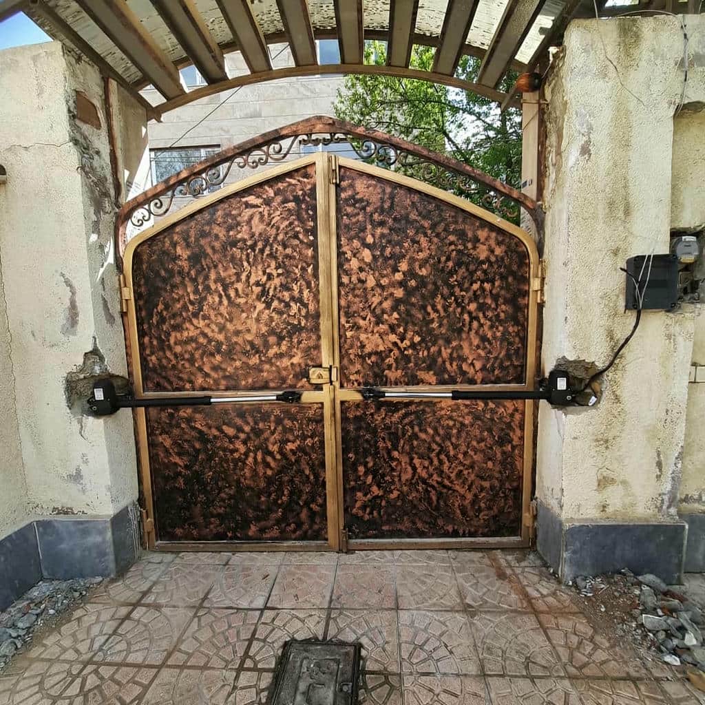 نصب جک درب اتوماتیک ویلایی در همدان
