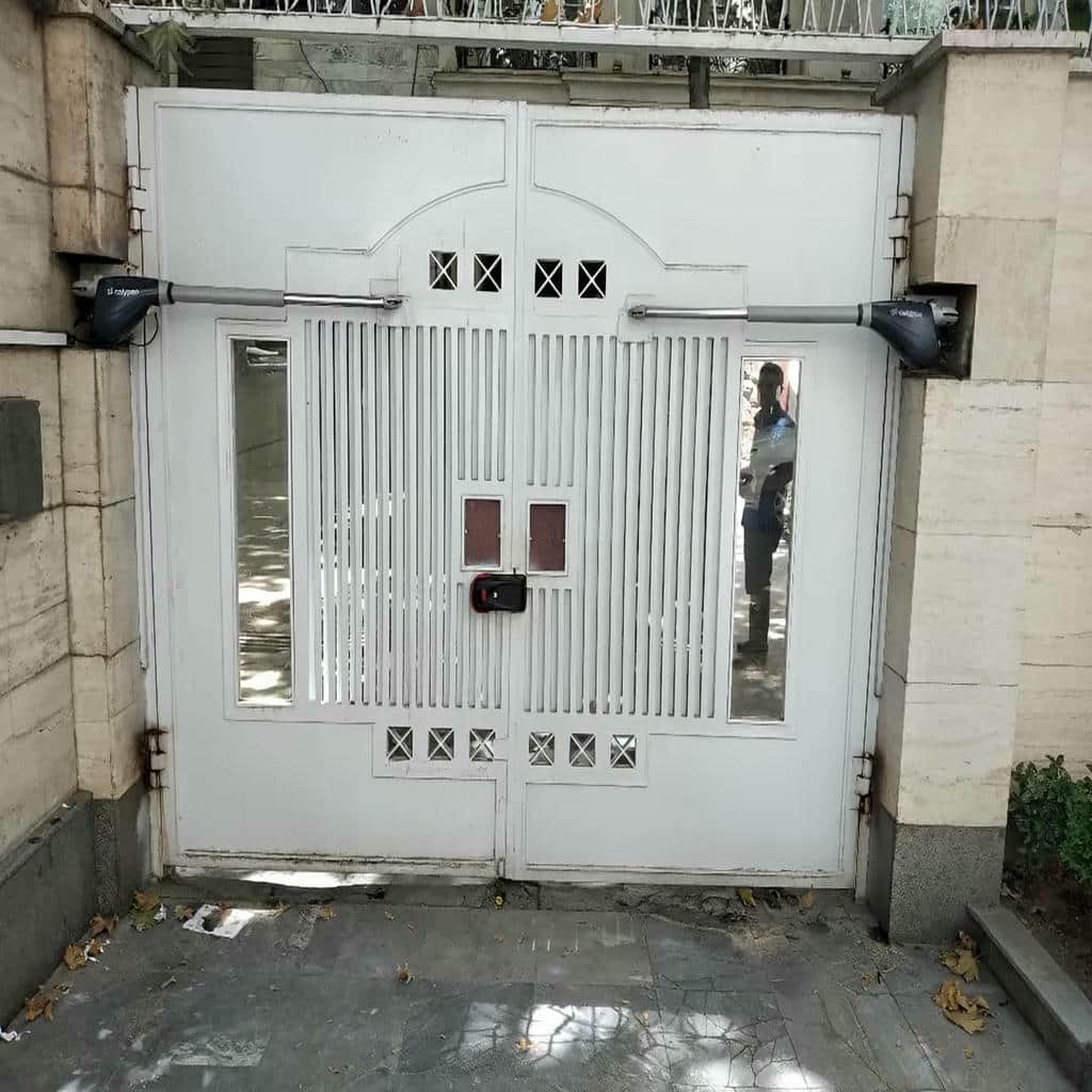نصب جک درب اتوماتیک ویلایی در اراک