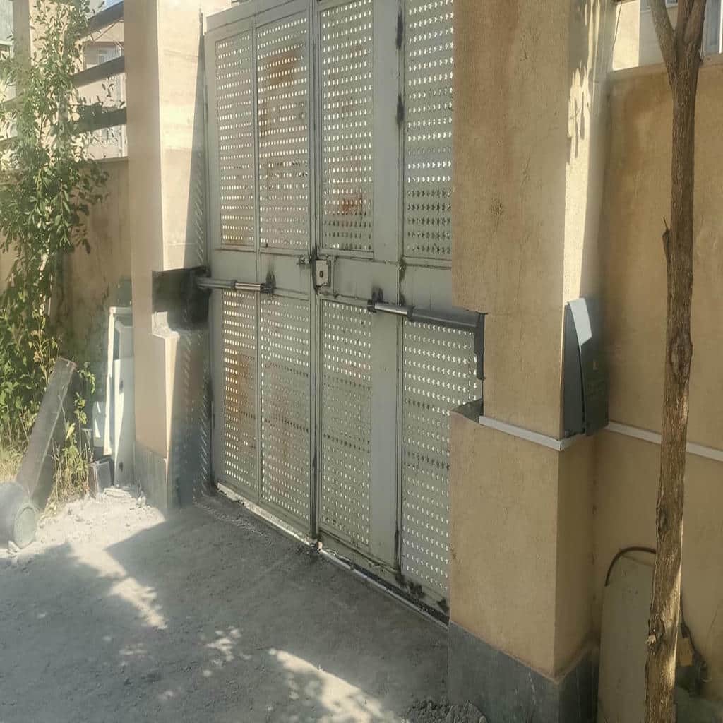 نصب جک درب اتوماتیک آپارتمانی در سمنان