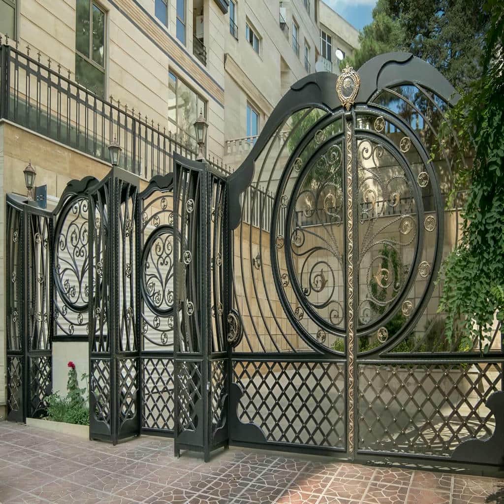 خرید درب حیاط ویلایی فرفورژه در مریوان