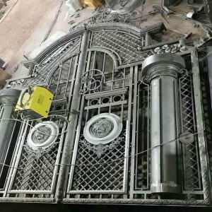 درب حیاط ویلایی در نیشابور