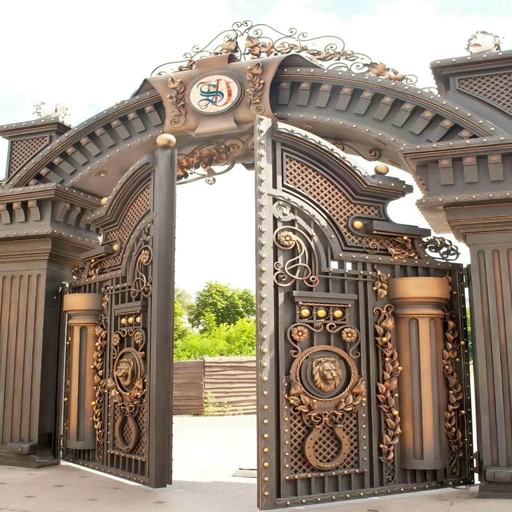 نصب درب حیاط ویلایی هماهنگ با نما در پردیس