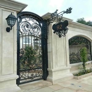 درب حیاط ویلایی در ساوه