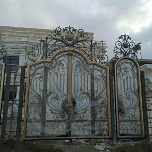 درب حیاط ویلایی در گنبدکاووس