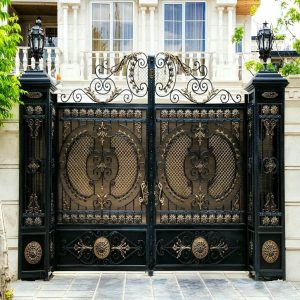 درب حیاط ویلایی در مشهد