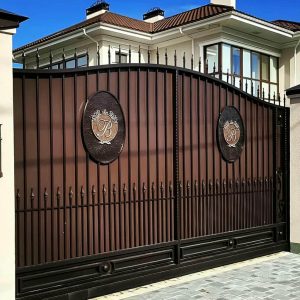 درب حیاط ویلایی در سنندج