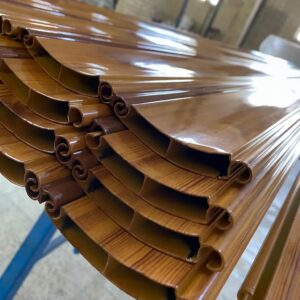 کرکره برقی حفاظتی بالکن