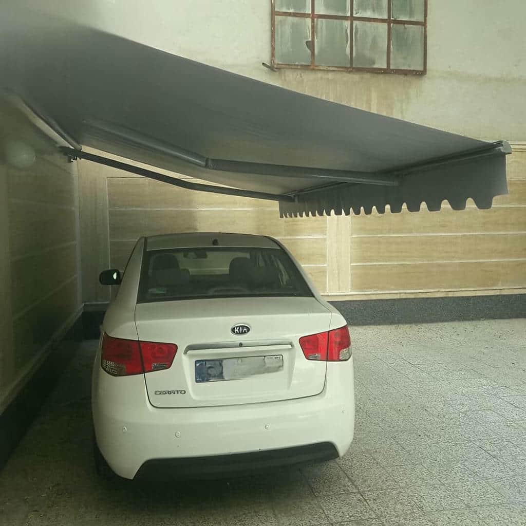سایبان برقی صنعتی با سازه مقاوم برای محیط کاری