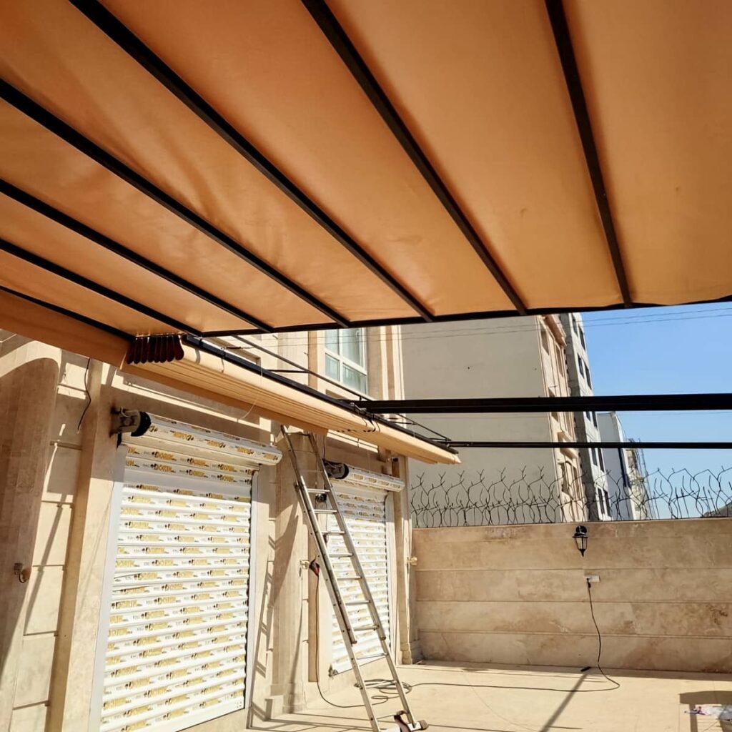 اجرای سقف جمع شونده برای روف گاردن