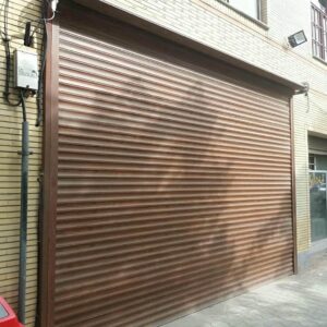 کرکره برقی مناسب درب پارکینگ خودرو ساختمان