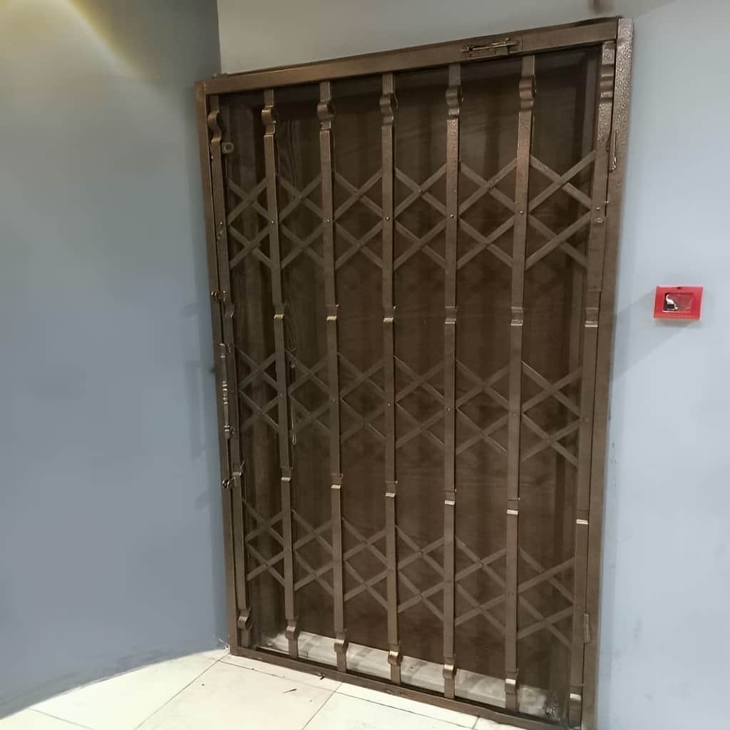 خدمات تعمیر حفاظ آکاردئونی آهنی سه لوزی