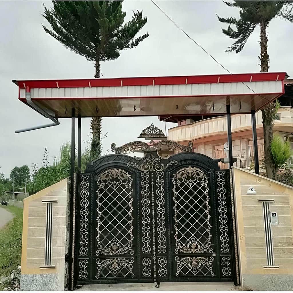 سفارش درب حیاط آهنی نفررو تمام ورق