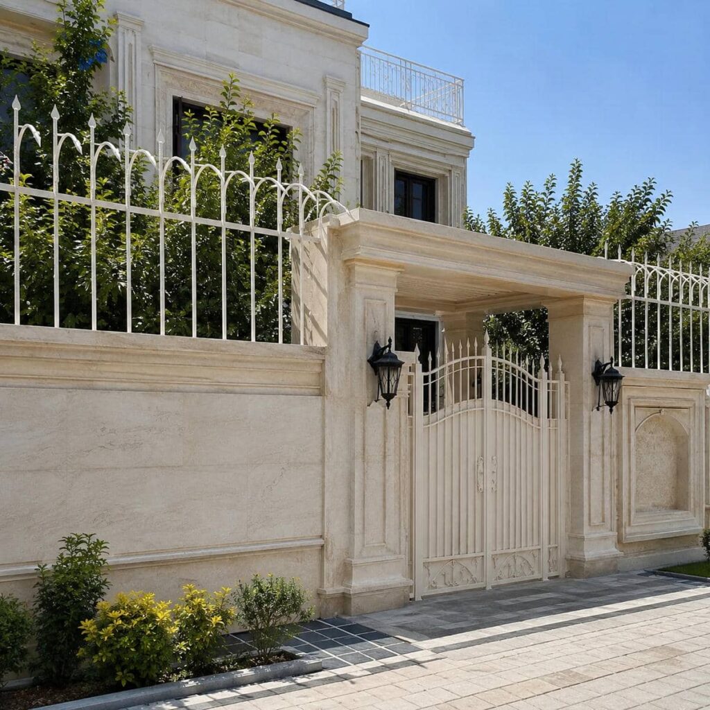 مدل کلاسیک حفاظ دیوار ویلا در مقایسه با طرح ترکیبی