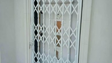 حفاظ آکاردئونی ورودی ساختمان مسکونی