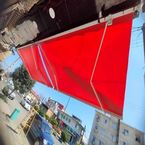 سایبان بازویی ساختمان مسکونی تاشو