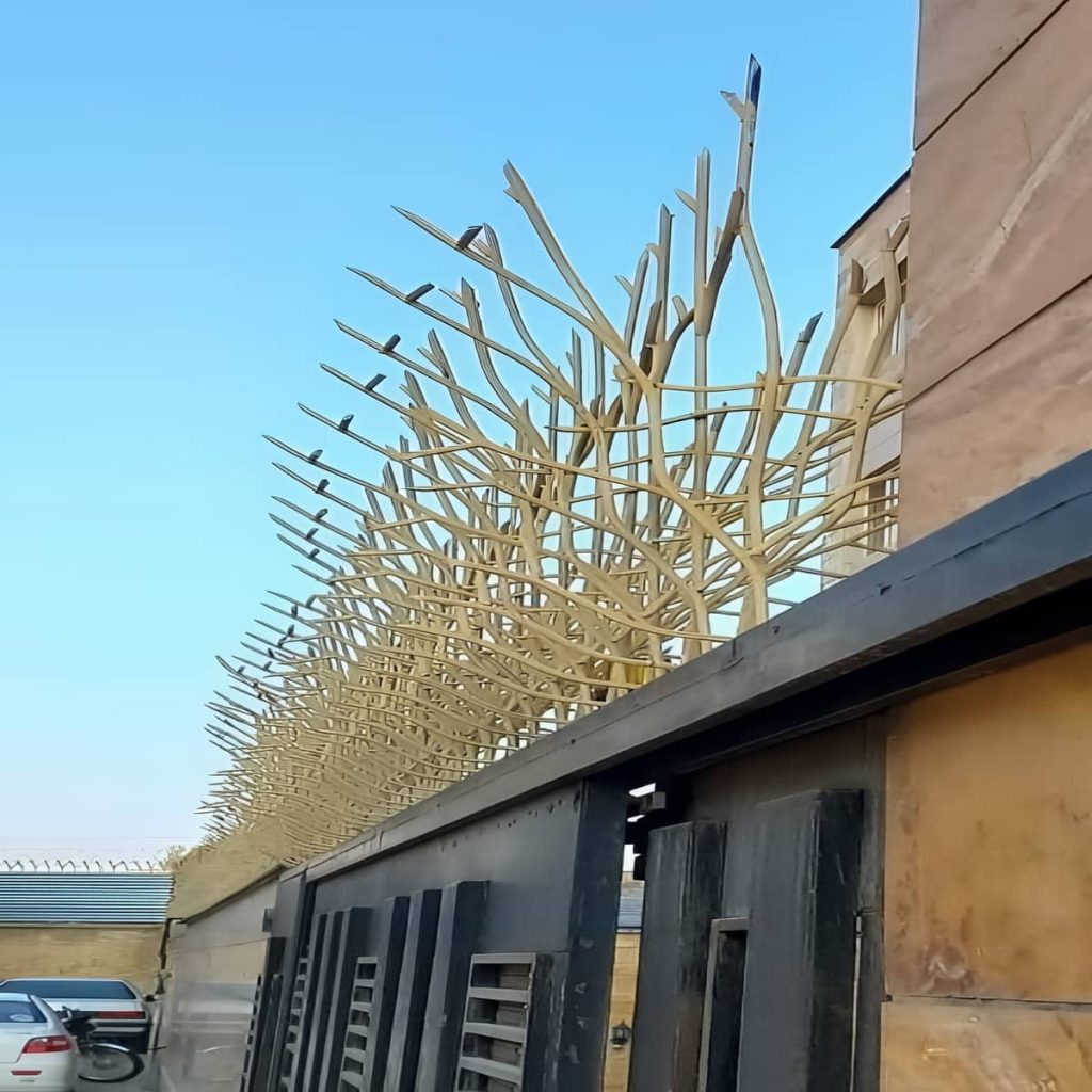 حفاظ شاخ گوزنی طرح اف فلزی