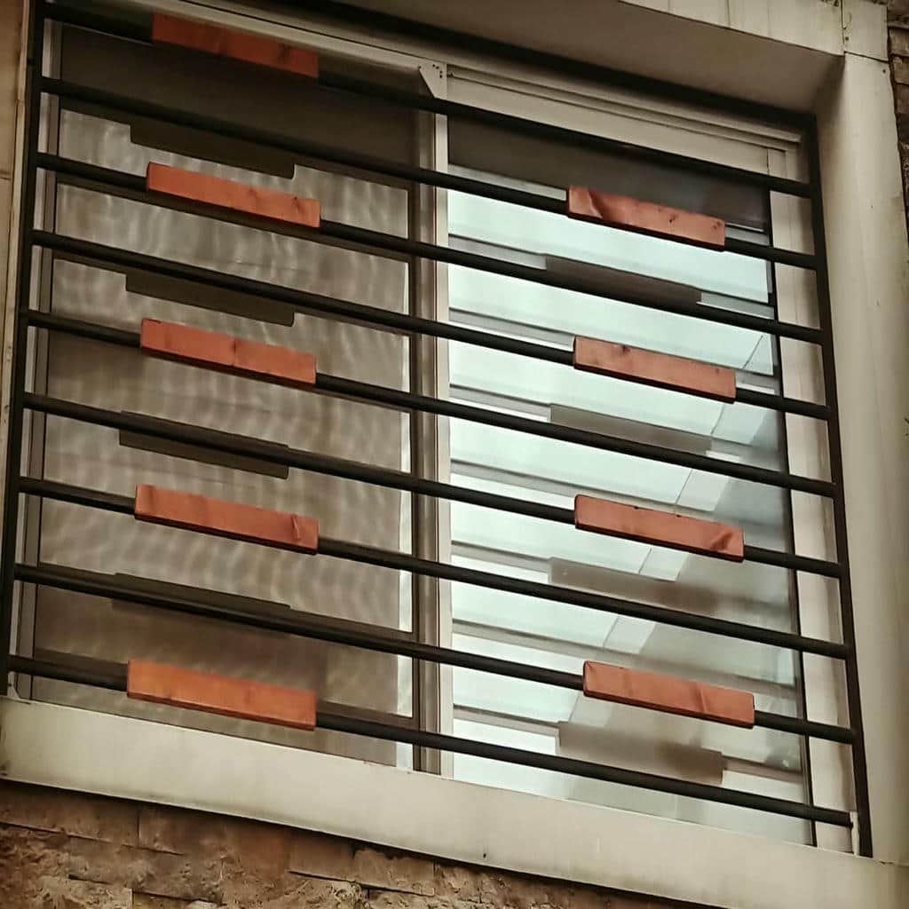 محافظ پنجره ضد دسترسی