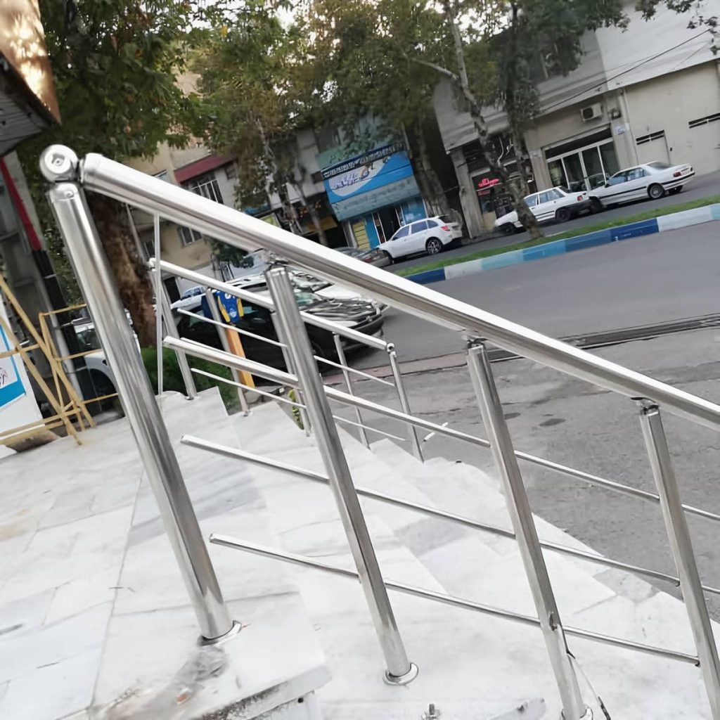 حفاظ بالکن طراحی کلاسیک