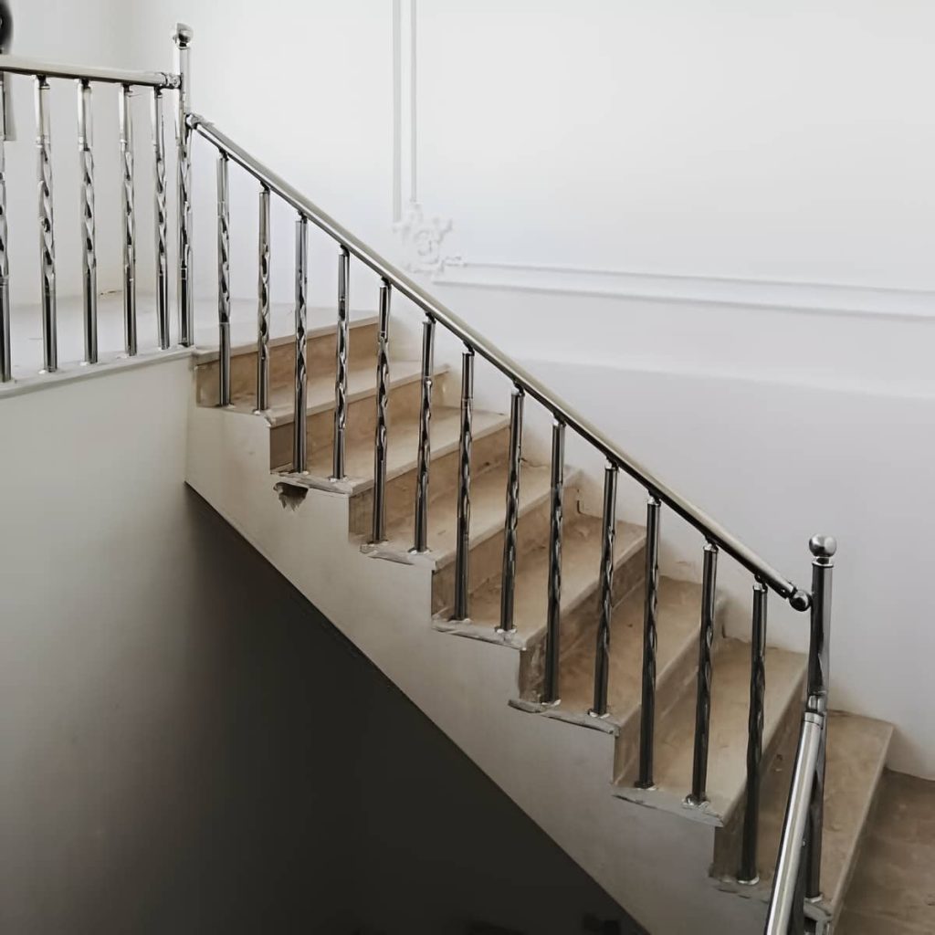 نرده استیل بالکن مدل براق فلزی