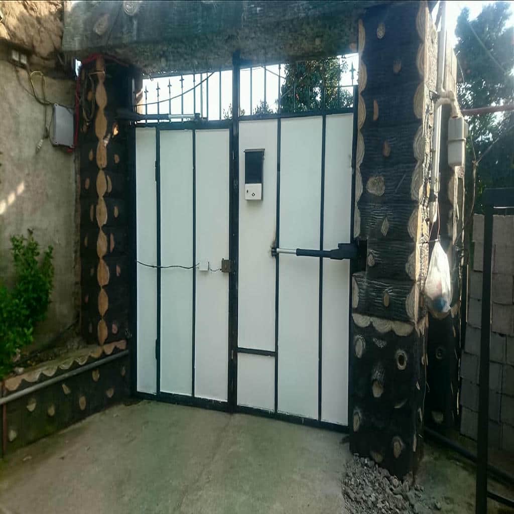 جک هیدرولیک ورودی ساختمان