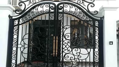 درب فرفورژه فلزی با طراحی کلاسیک