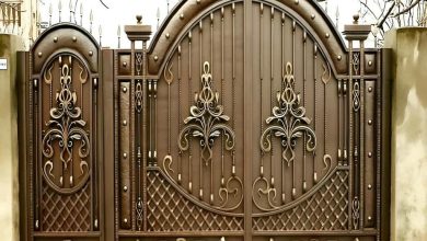 درب گلنرده دار فلزی با طرح تزئینی