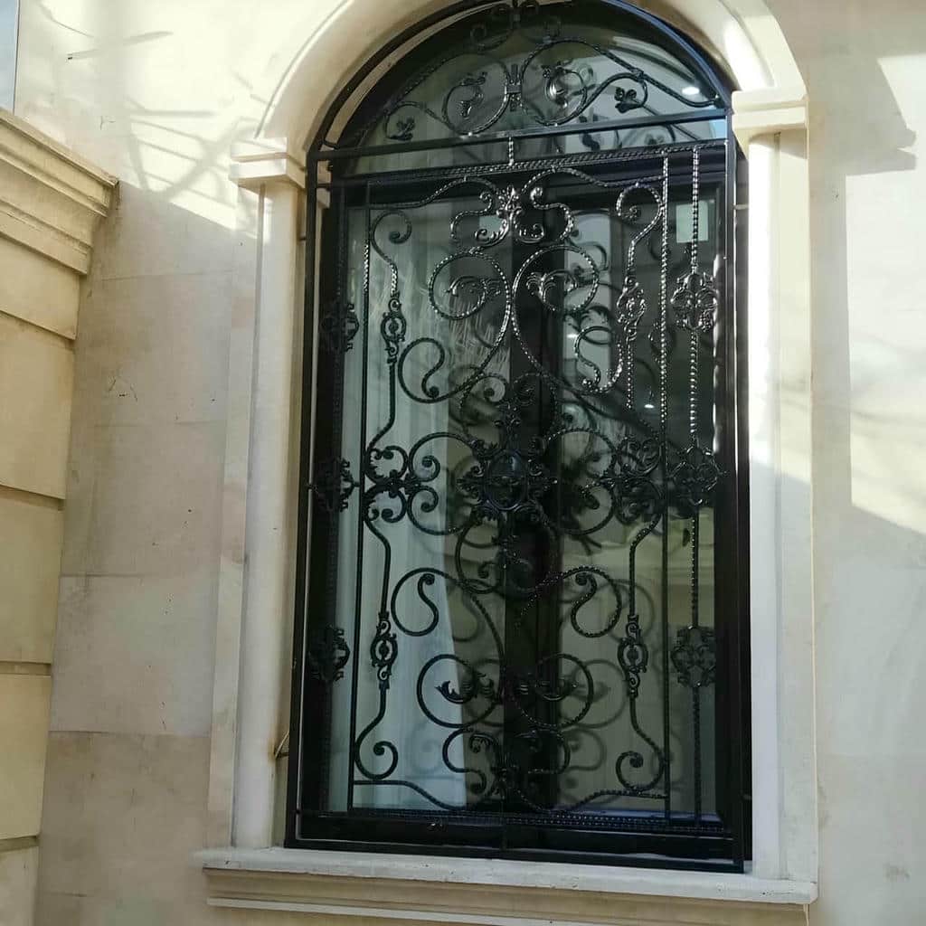 محافظ مشبک پنجره طبقه همکف استان اردبیل